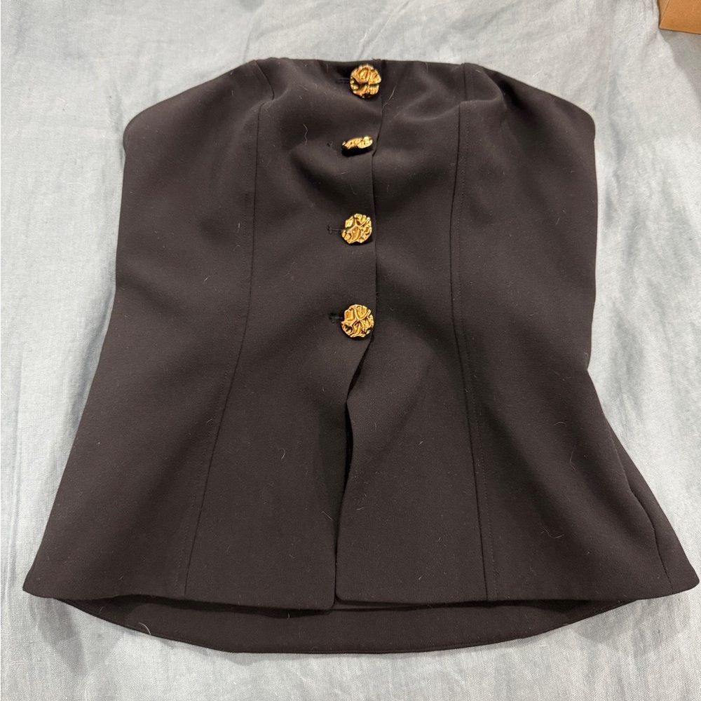 Express strapless top